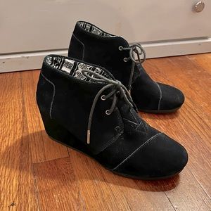 Toms wedge bootie
